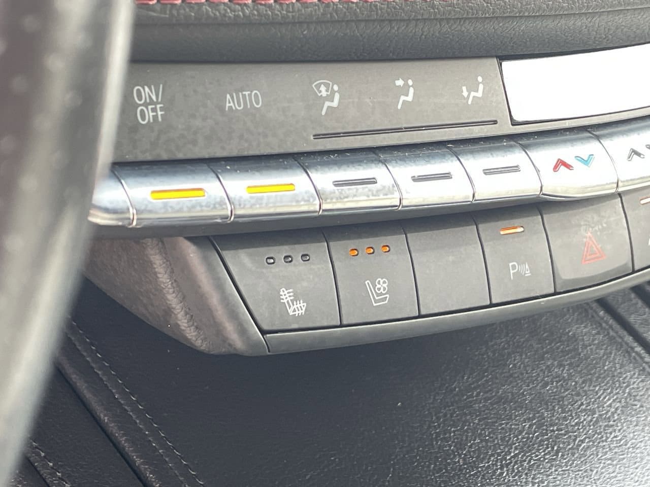 Thumbnail: 2019 Cadillac XT4 - 23