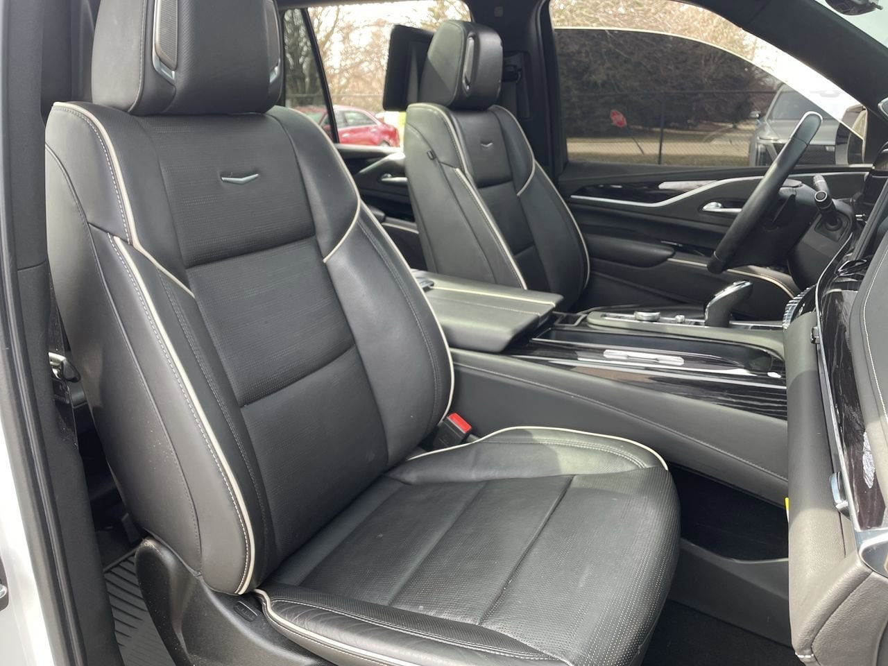 Thumbnail: 2022 Cadillac Escalade - 14