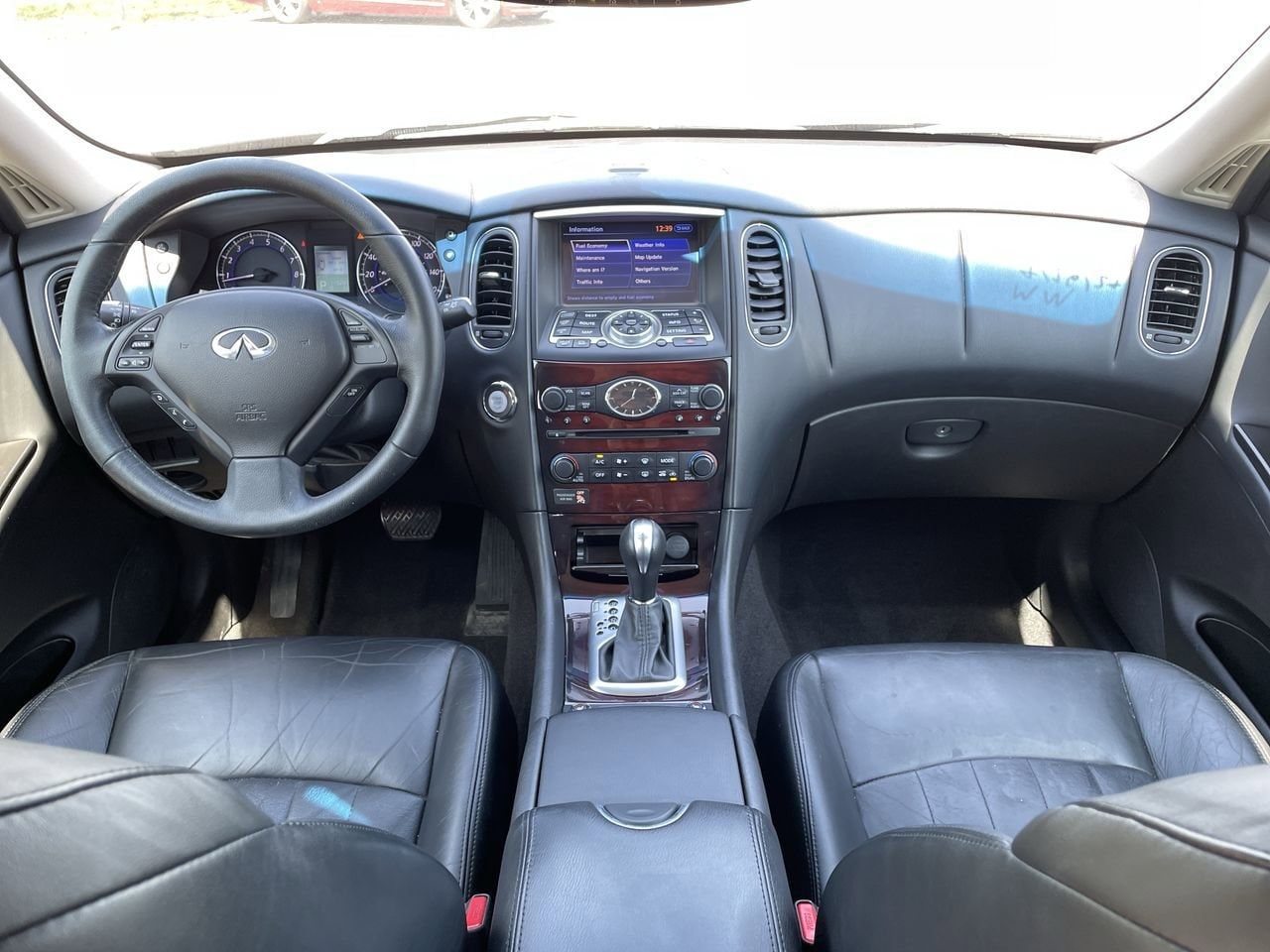 Thumbnail: 2014 INFINITI QX50 - 23