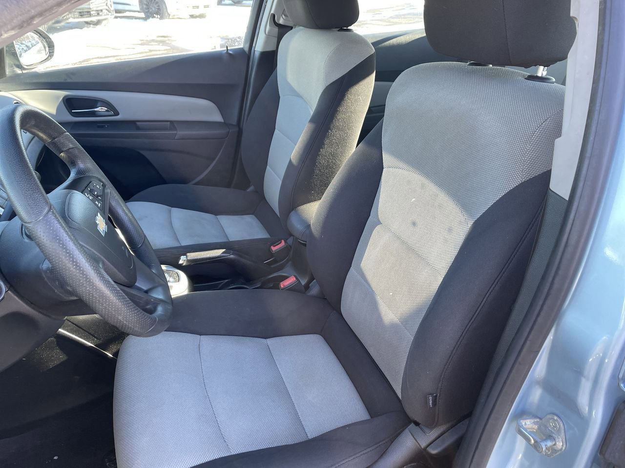 Thumbnail: 2012 Chevrolet Cruze - 12