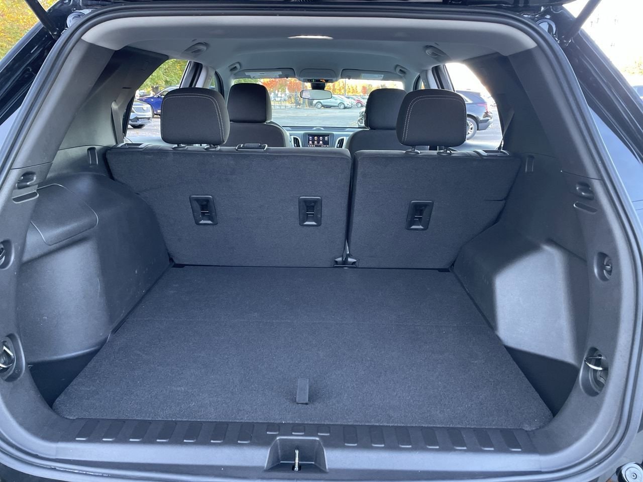 Thumbnail: 2023 Chevrolet Equinox - 17