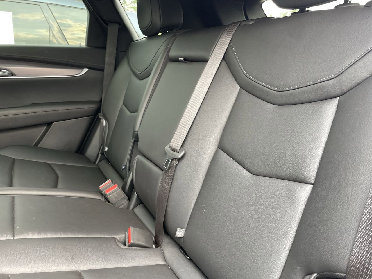 Thumbnail: 2023 Cadillac XT5 - 19