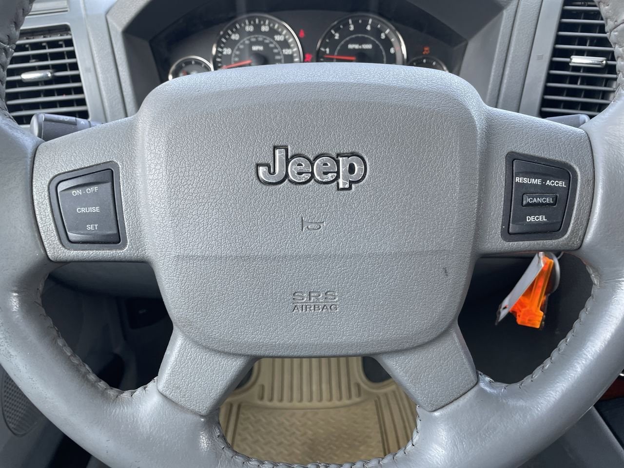 Thumbnail: 2005 Jeep Grand Cherokee - 10