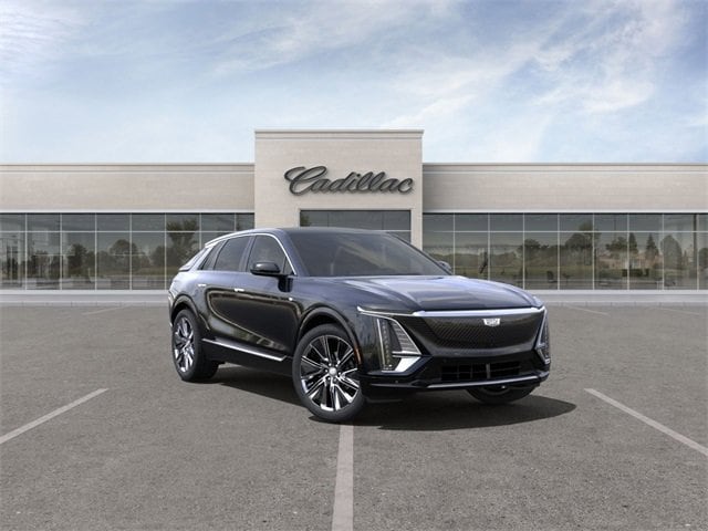 2024 Cadillac Lyriq Luxury 3 -
                Plymouth, MI
