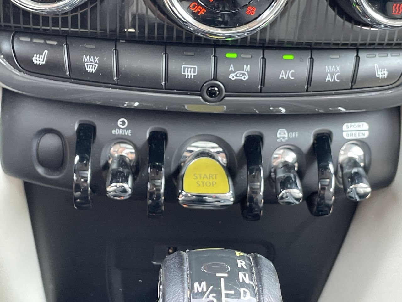 Thumbnail: 2019 MINI Cooper Countryman - 31