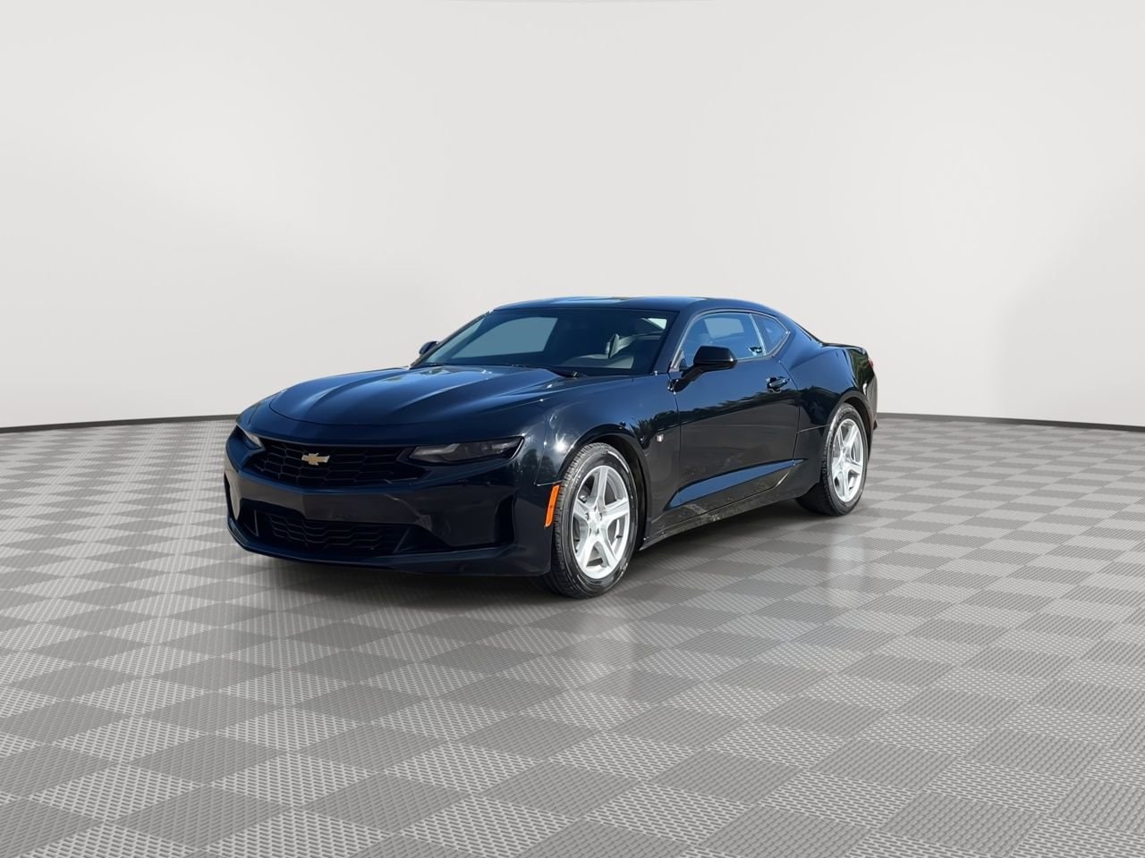 Thumbnail: 2020 Chevrolet Camaro - 4