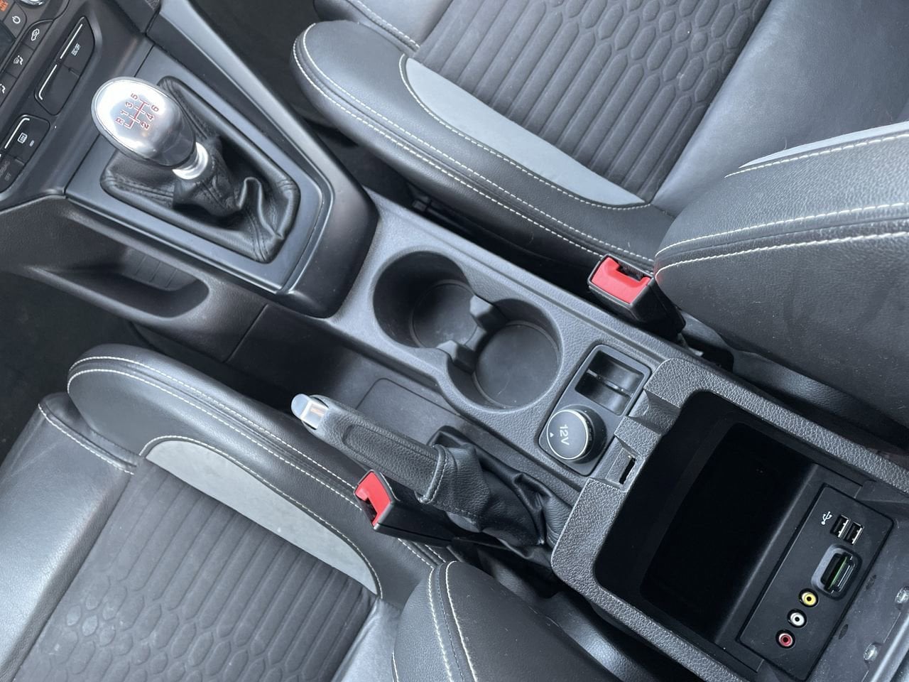 Thumbnail: 2014 Ford Focus - 21