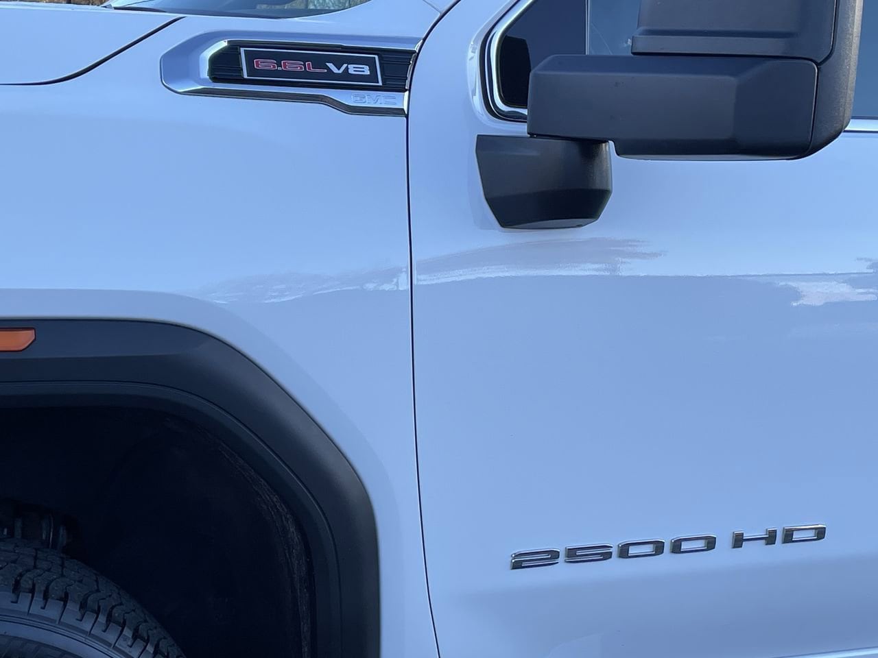 Thumbnail: 2022 GMC Sierra 2500 - 41