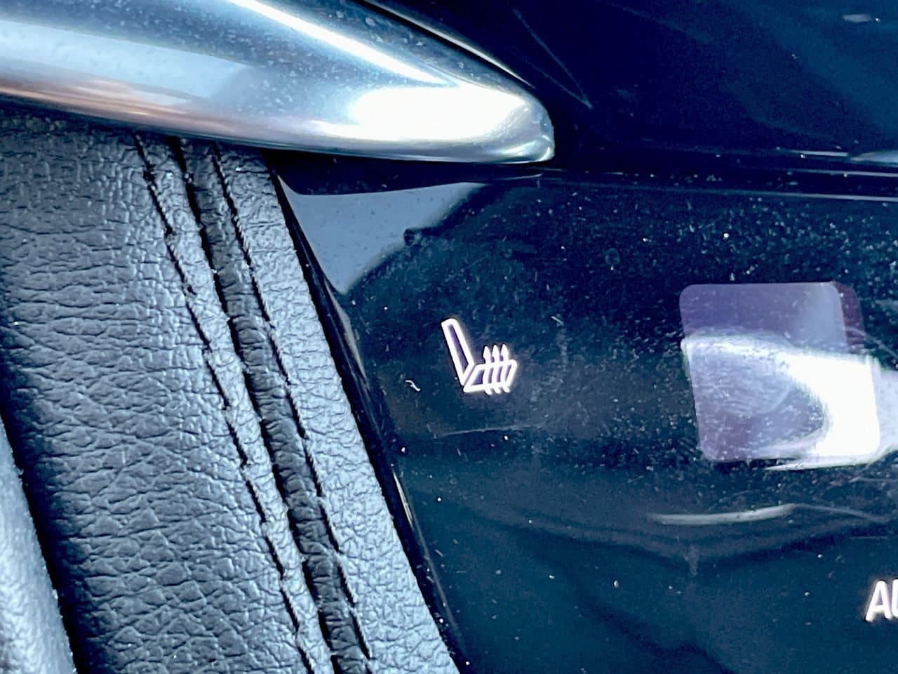 Thumbnail: 2022 Cadillac XT6 - 24