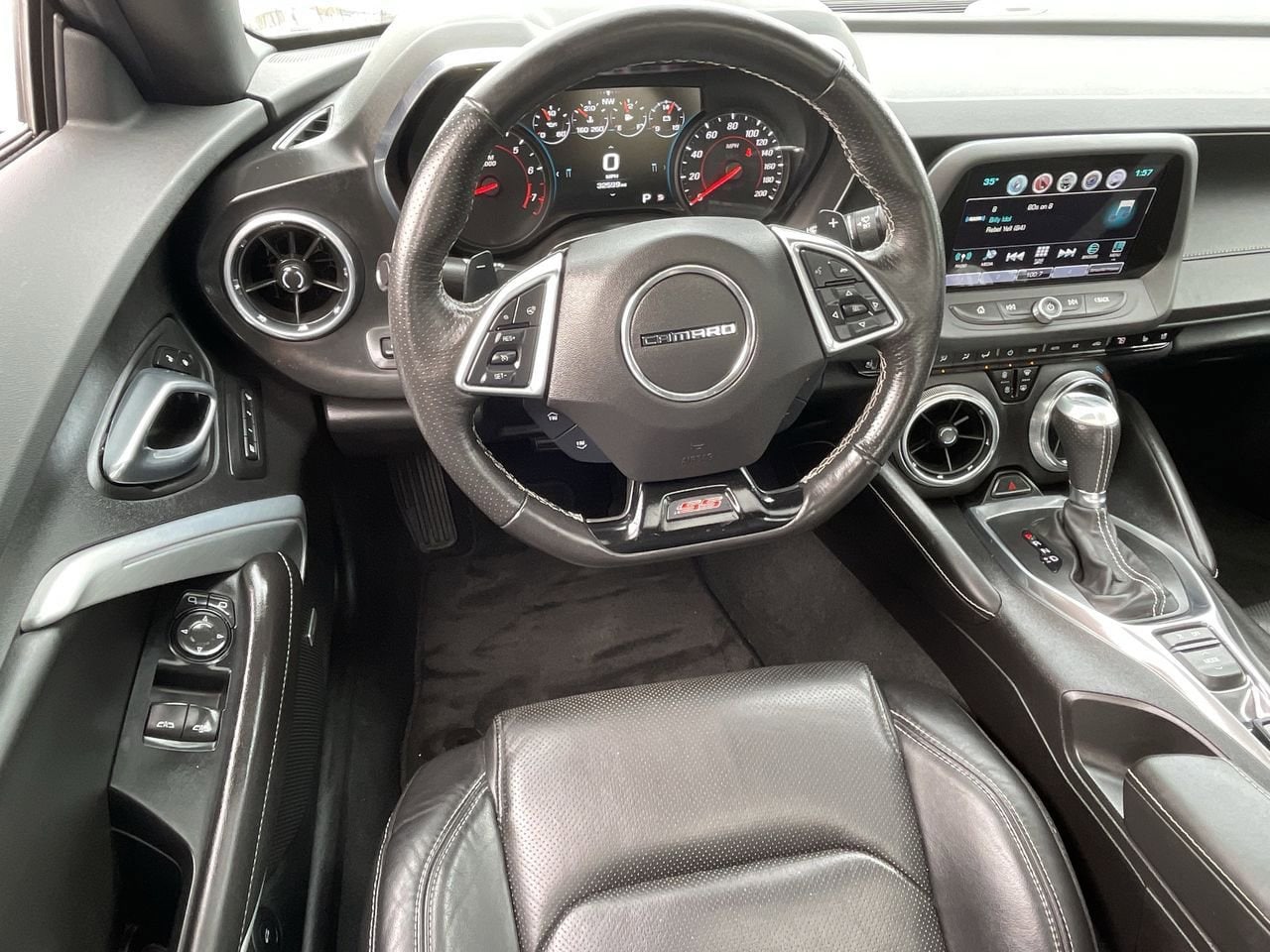 Thumbnail: 2018 Chevrolet Camaro - 11