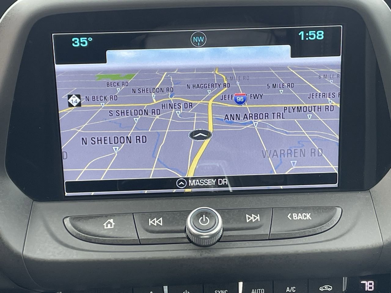 Thumbnail: 2018 Chevrolet Camaro - 21