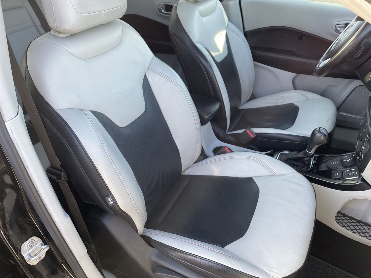 Thumbnail: 2018 Jeep Compass - 14