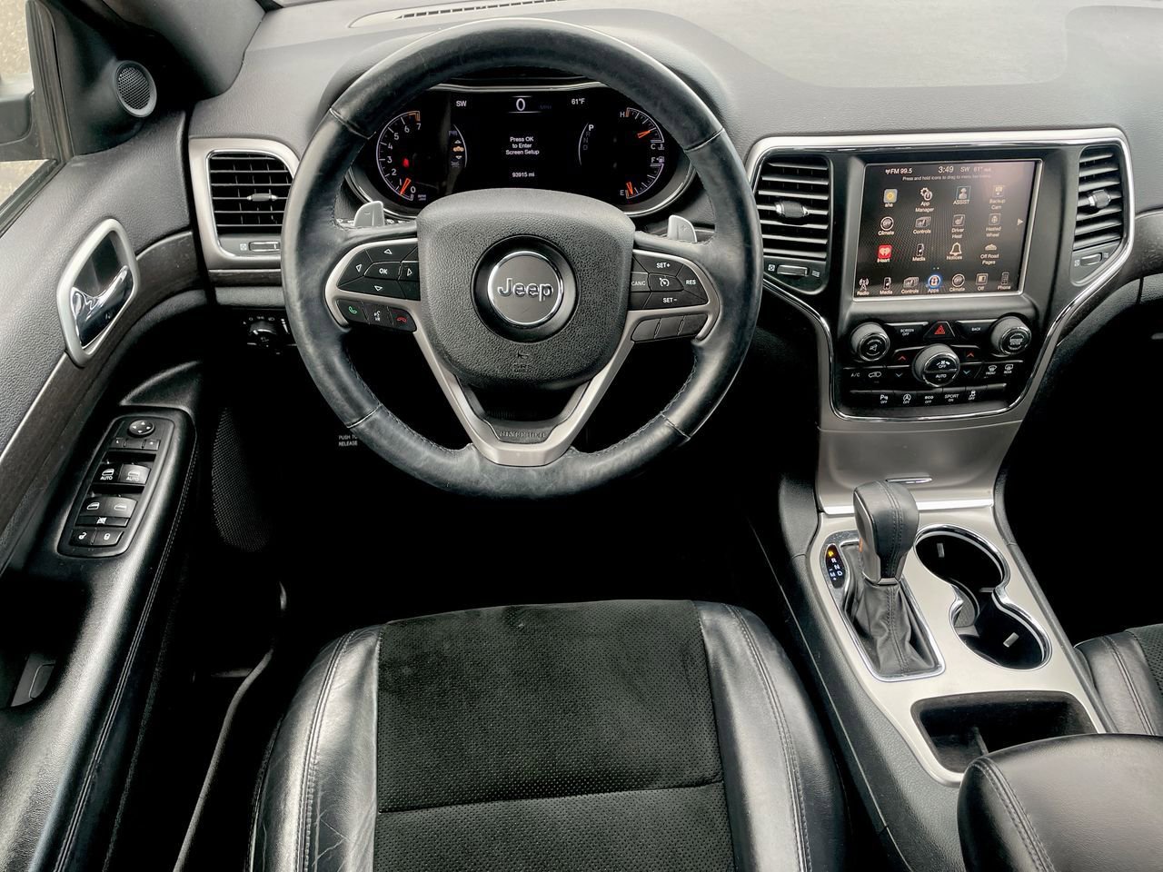 Thumbnail: 2017 Jeep Grand Cherokee - 11