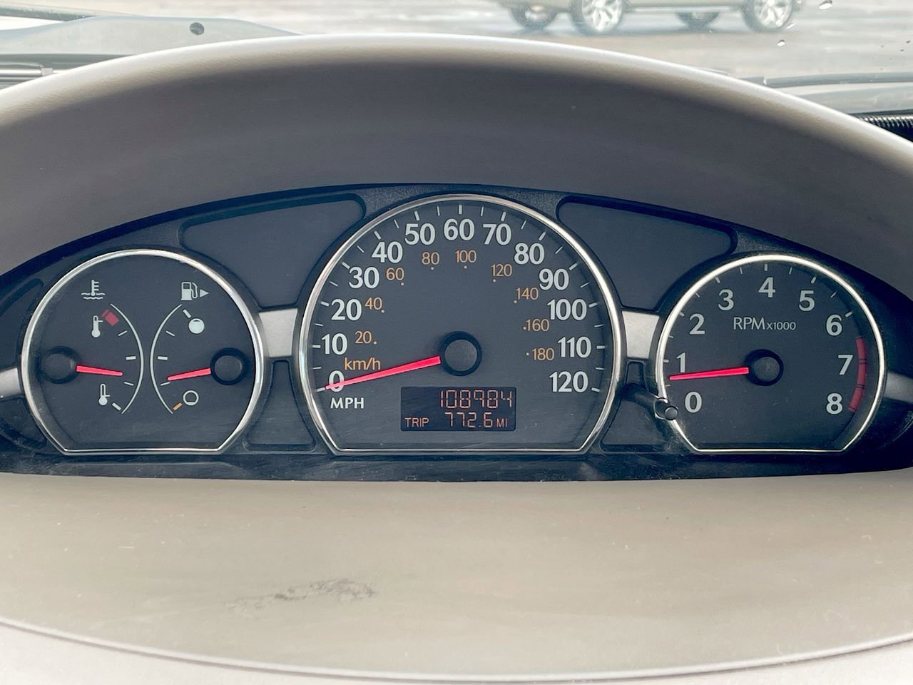 Thumbnail: 2005 Saturn Ion - 22