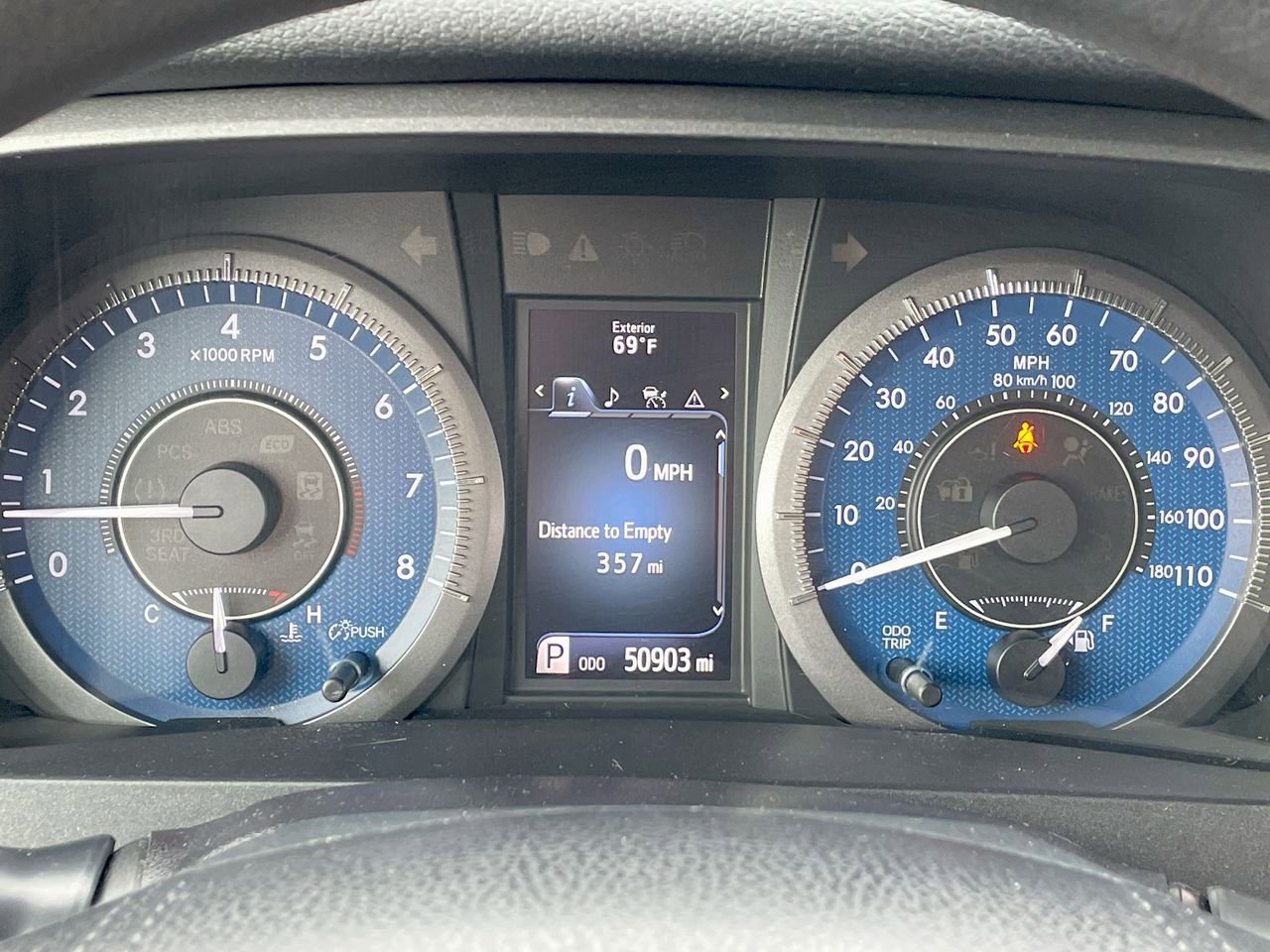 Thumbnail: 2019 Toyota Sienna - 25