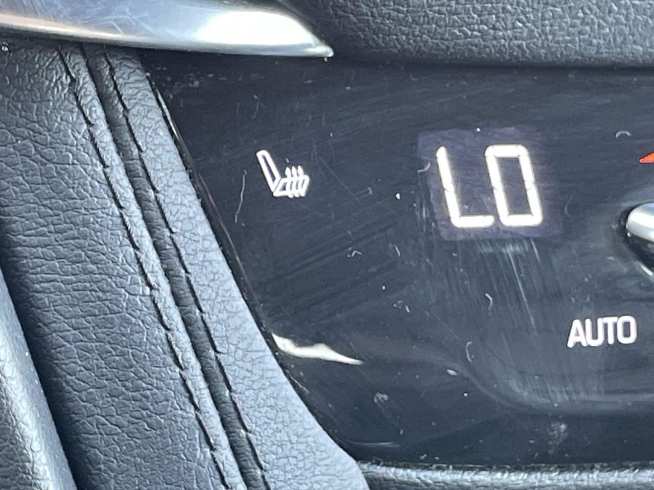 Thumbnail: 2024 Cadillac XT5 - 21