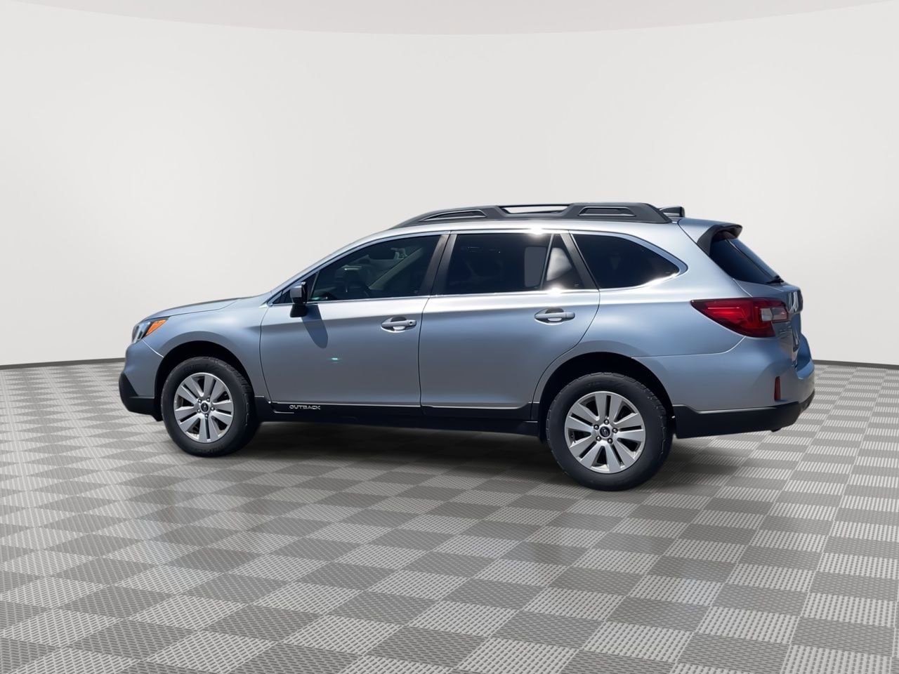 Thumbnail: 2017 Subaru Outback - 6