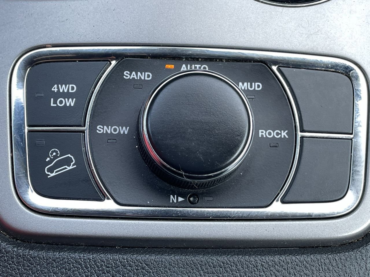 Thumbnail: 2019 Jeep Grand Cherokee - 28