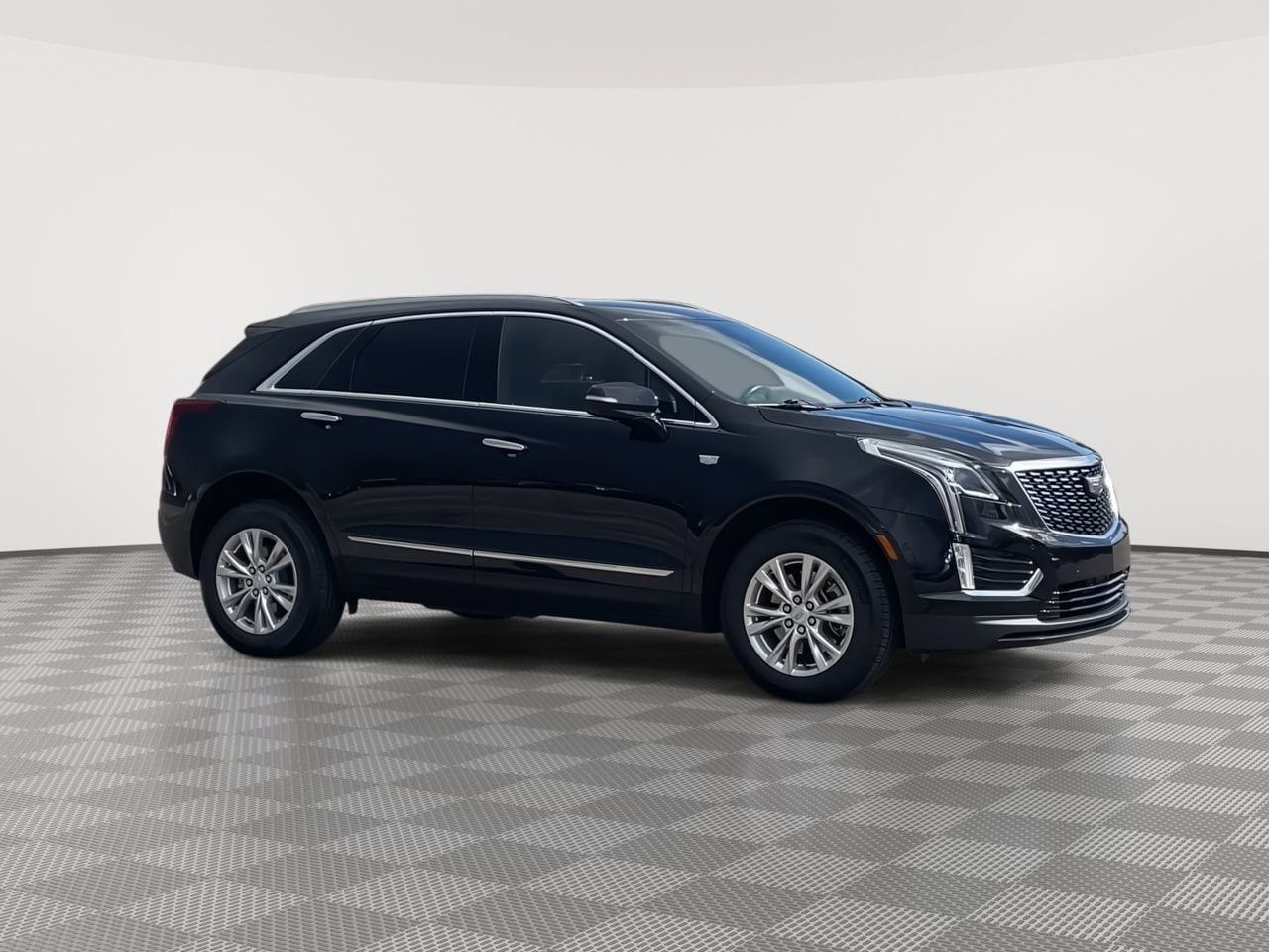 Thumbnail: 2023 Cadillac XT5 - 2