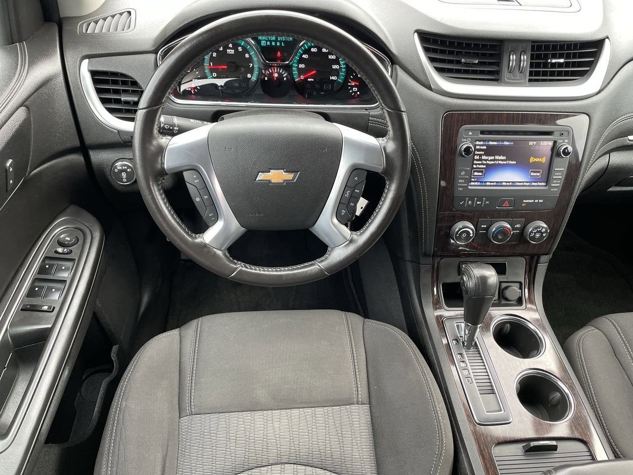 Thumbnail: 2015 Chevrolet Traverse - 10
