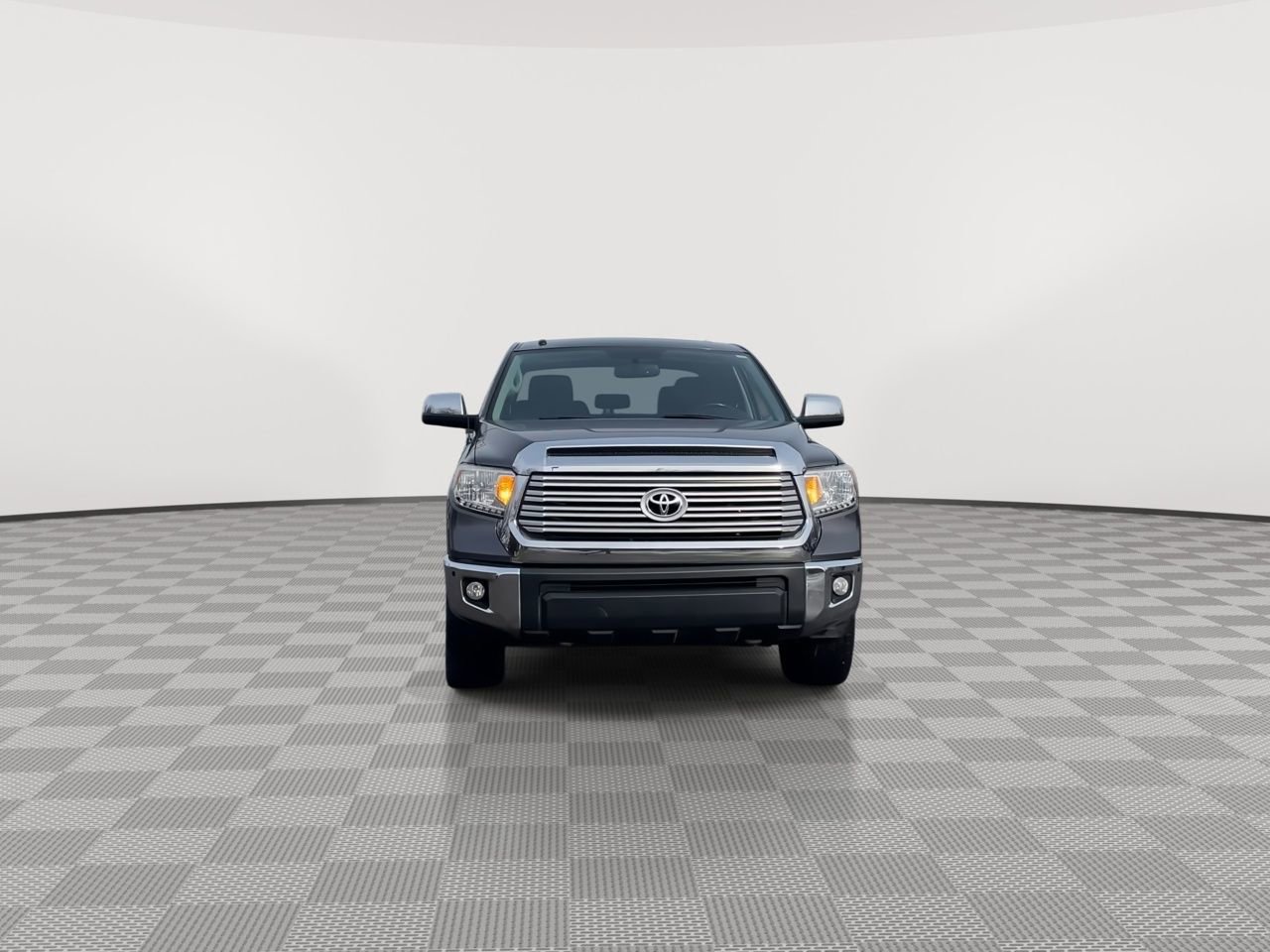 Thumbnail: 2017 Toyota Tundra - 3