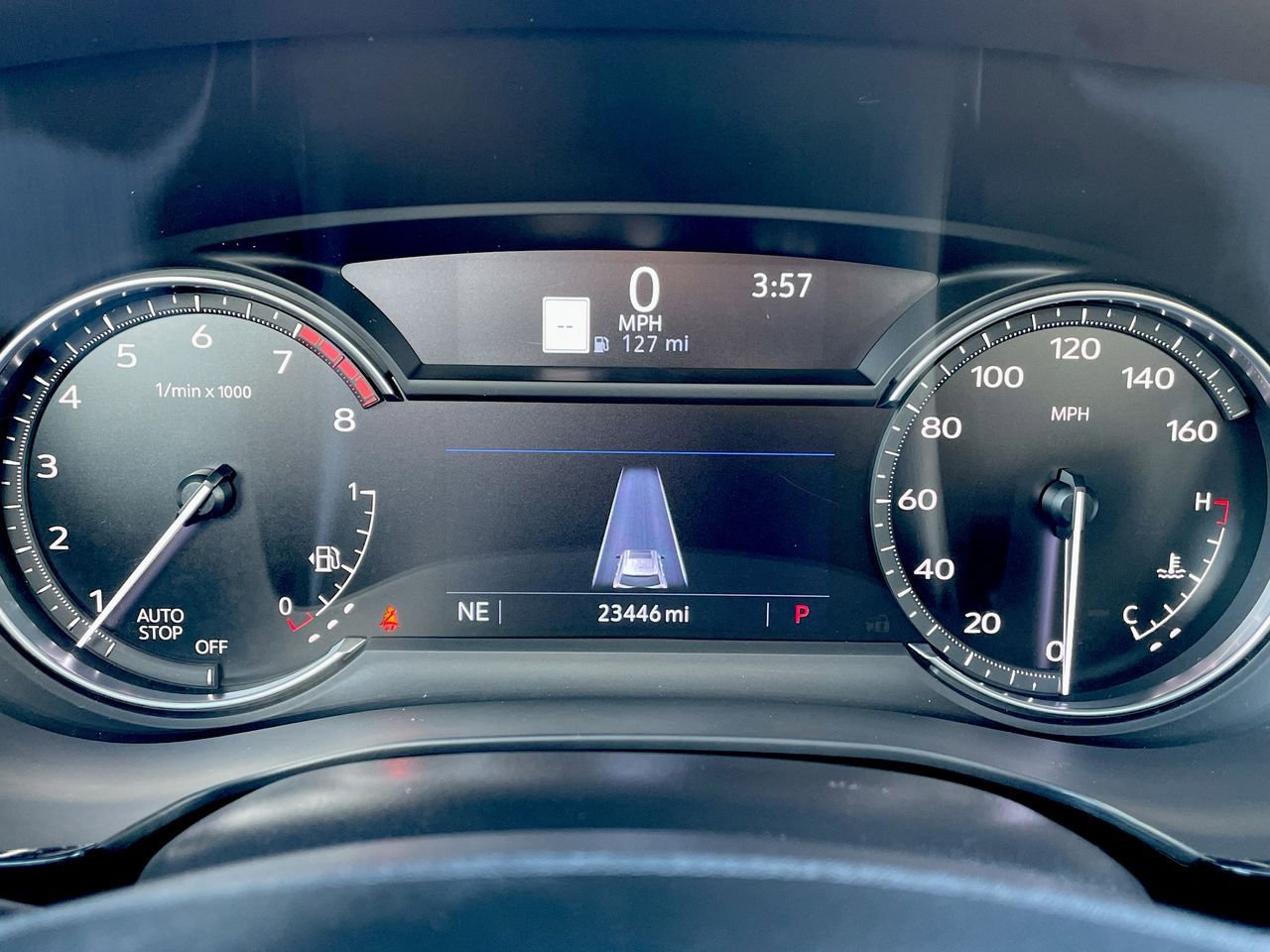 Thumbnail: 2024 Cadillac XT6 - 31