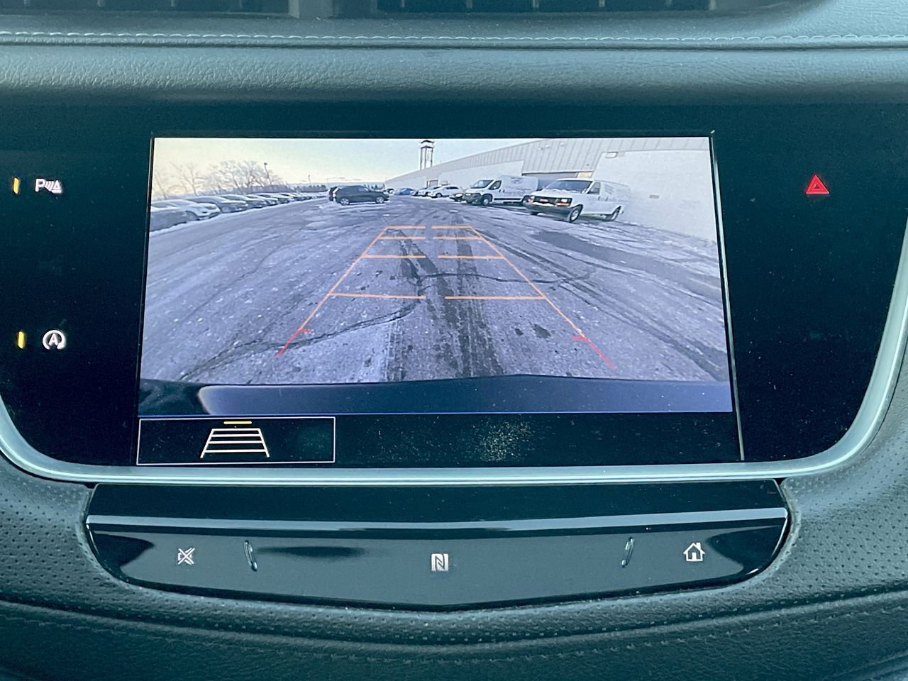 Thumbnail: 2020 Cadillac XT5 - 28