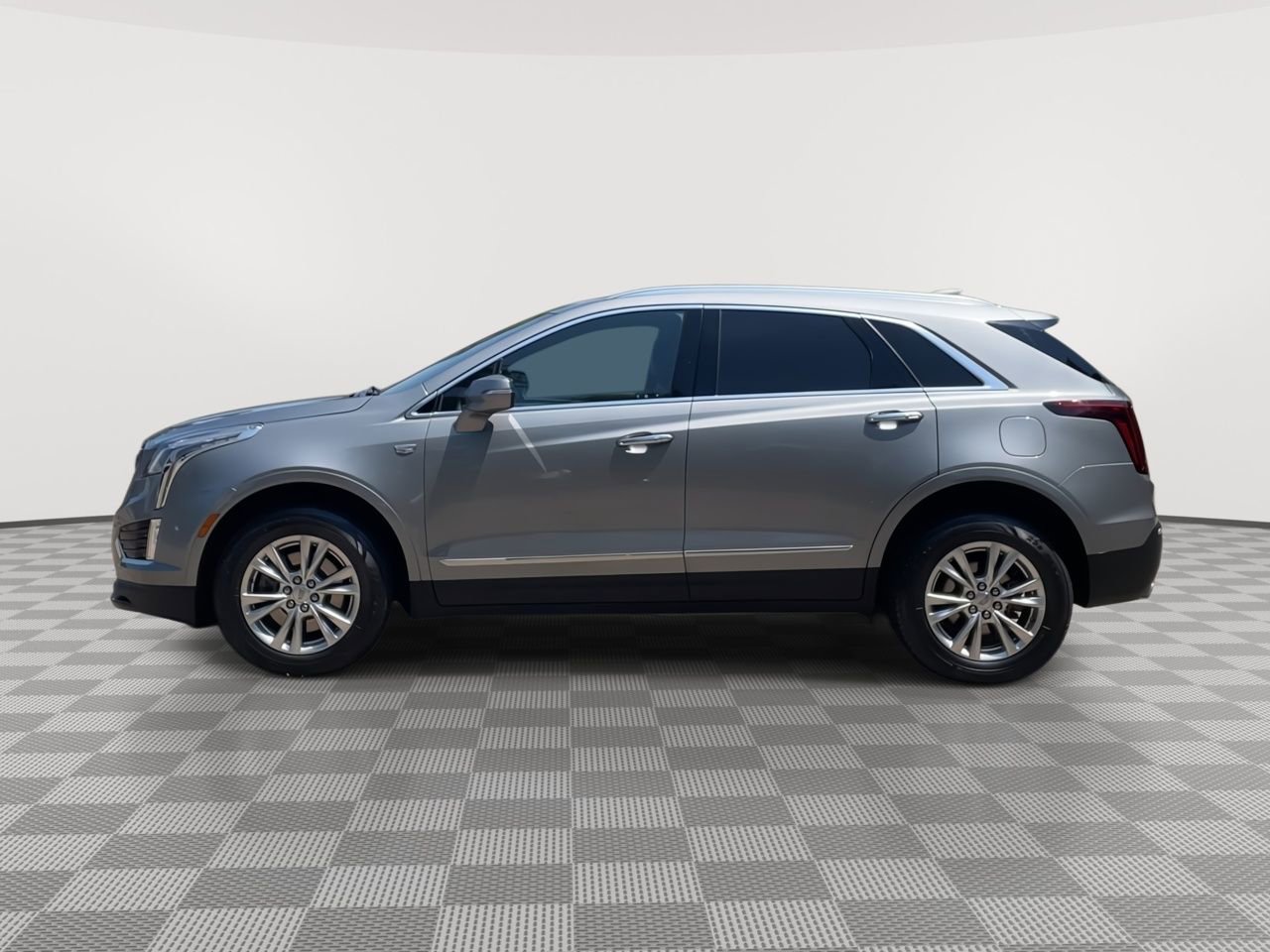 Thumbnail: 2023 Cadillac XT5 - 5