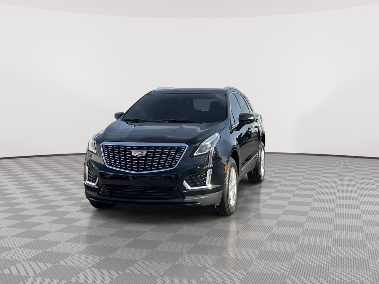 Thumbnail: 2024 Cadillac XT5 - 4