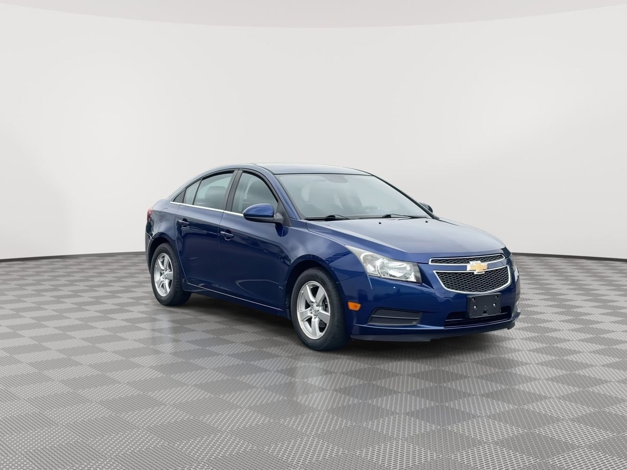 Thumbnail: 2013 Chevrolet Cruze - 2