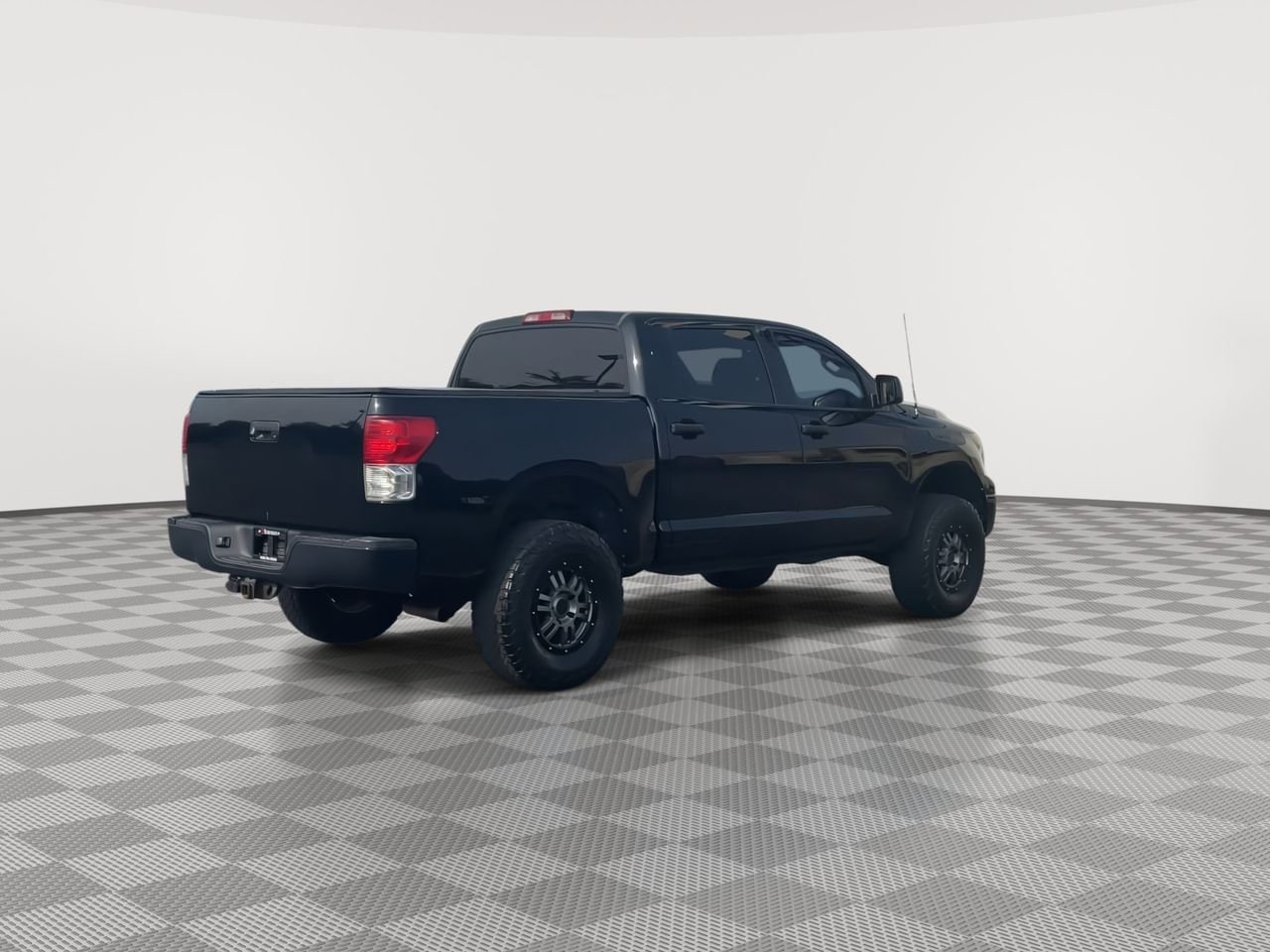 Thumbnail: 2011 Toyota Tundra - 8
