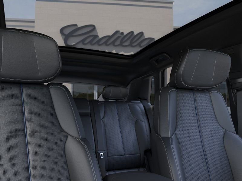 Thumbnail: 2025 Cadillac Lyriq - 24