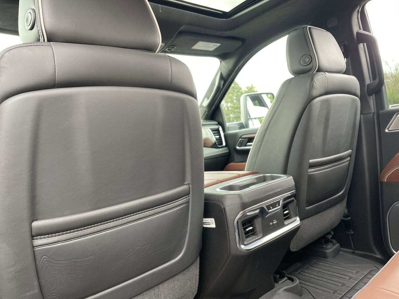 Thumbnail: 2025 GMC Sierra 2500 - 20