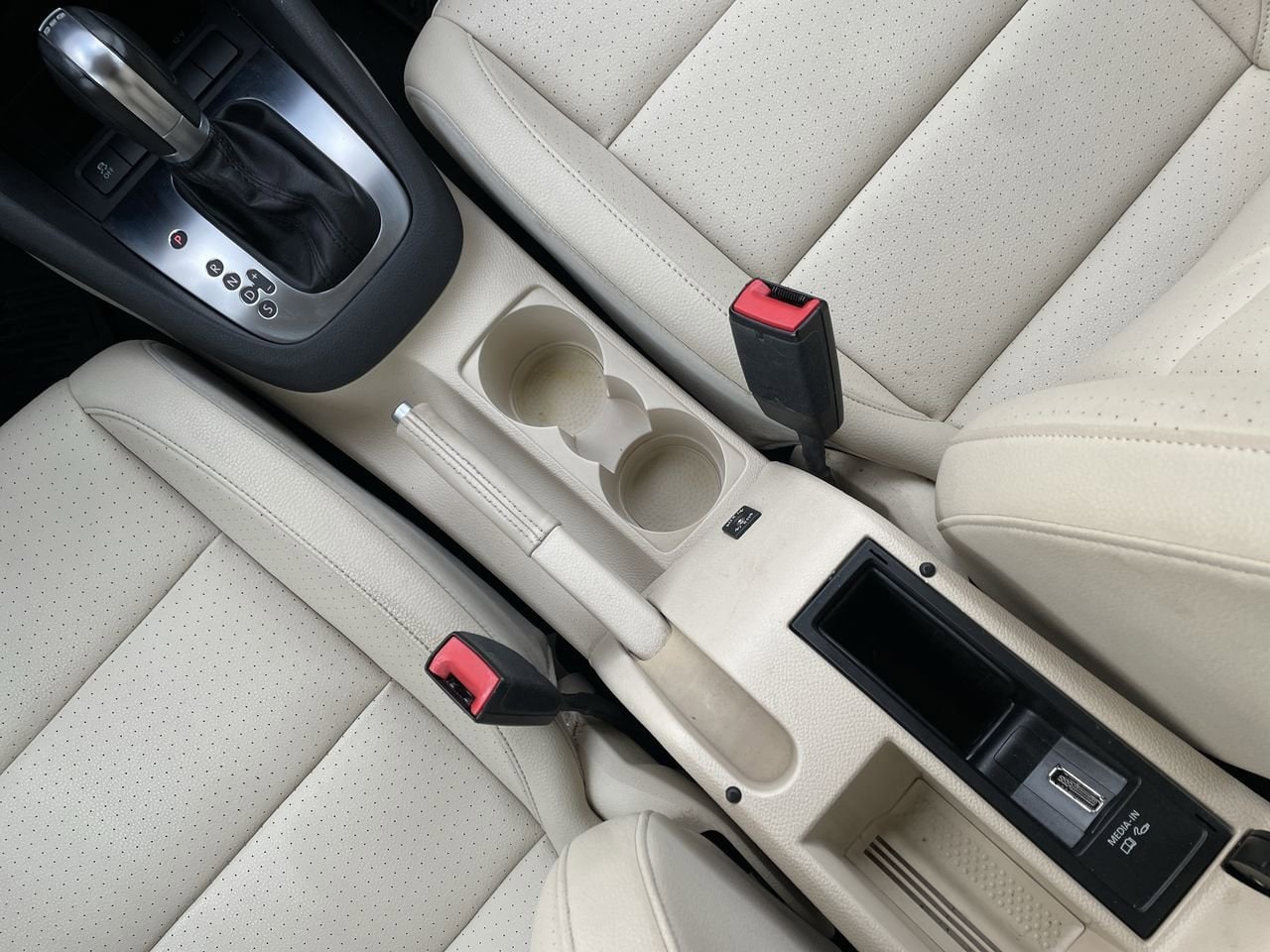 Thumbnail: 2013 Volkswagen Jetta - 22