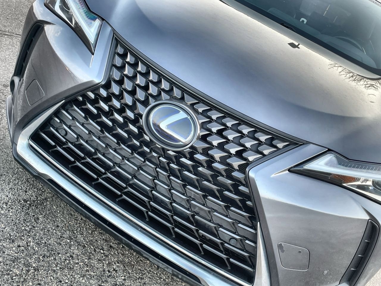 Thumbnail: 2020 Lexus UX - 36