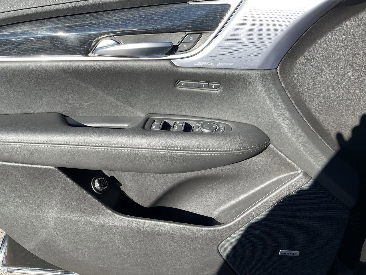 Thumbnail: 2024 Cadillac XT5 - 34