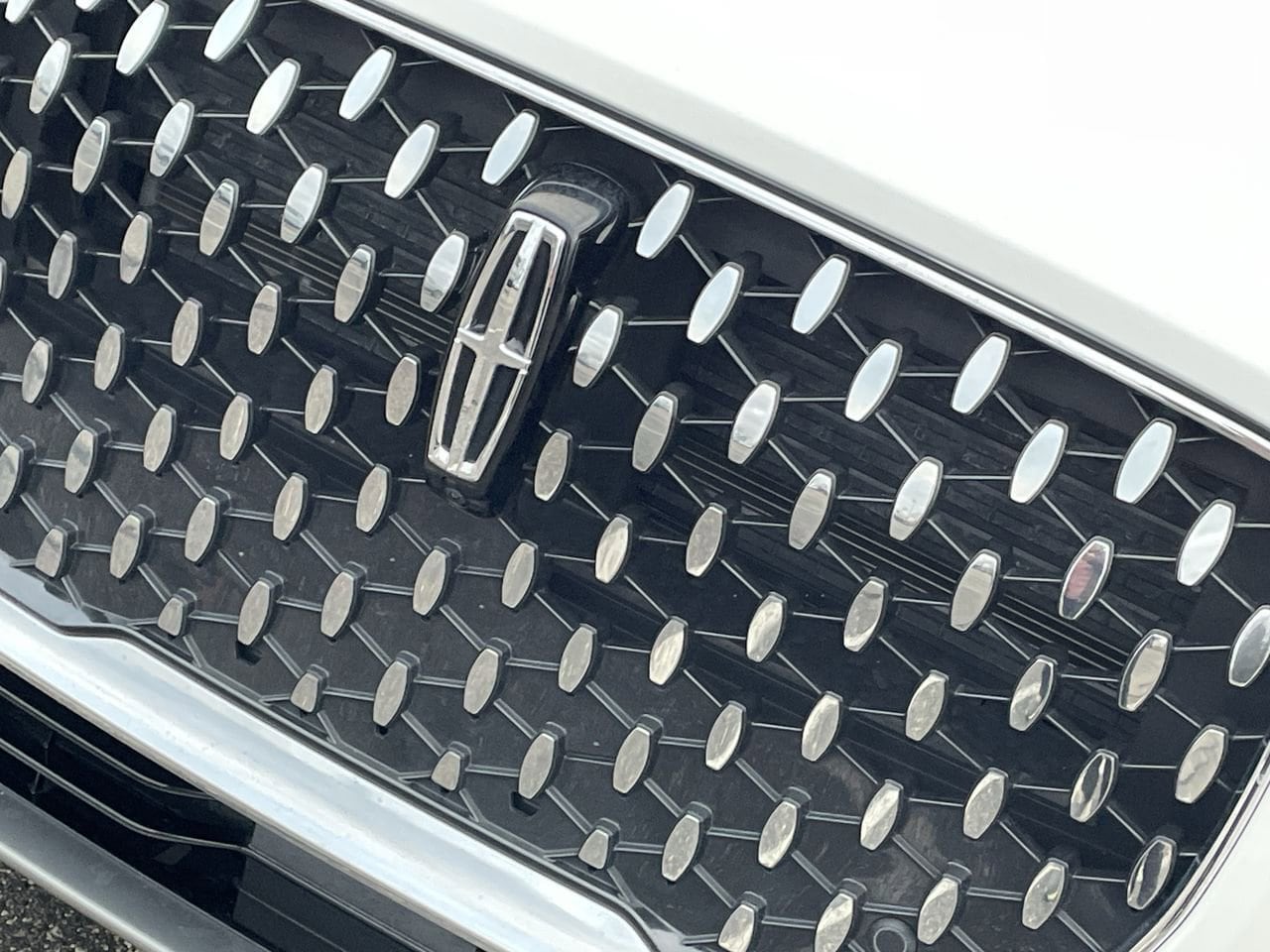 Thumbnail: 2023 Lincoln Corsair - 35