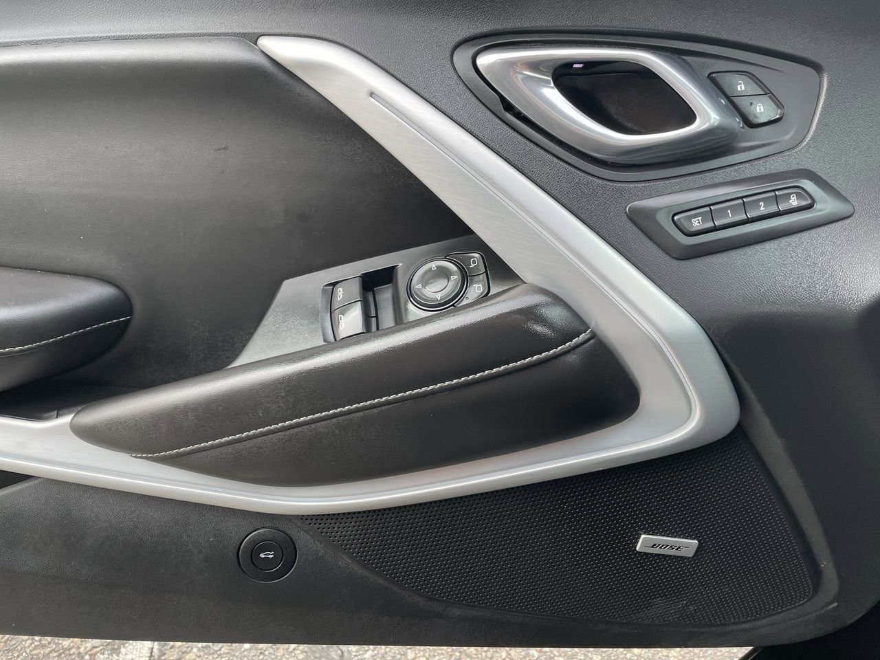 Thumbnail: 2018 Chevrolet Camaro - 31