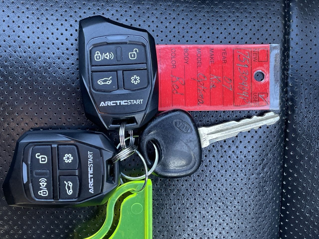 Thumbnail: 2007 Kia Optima - 27