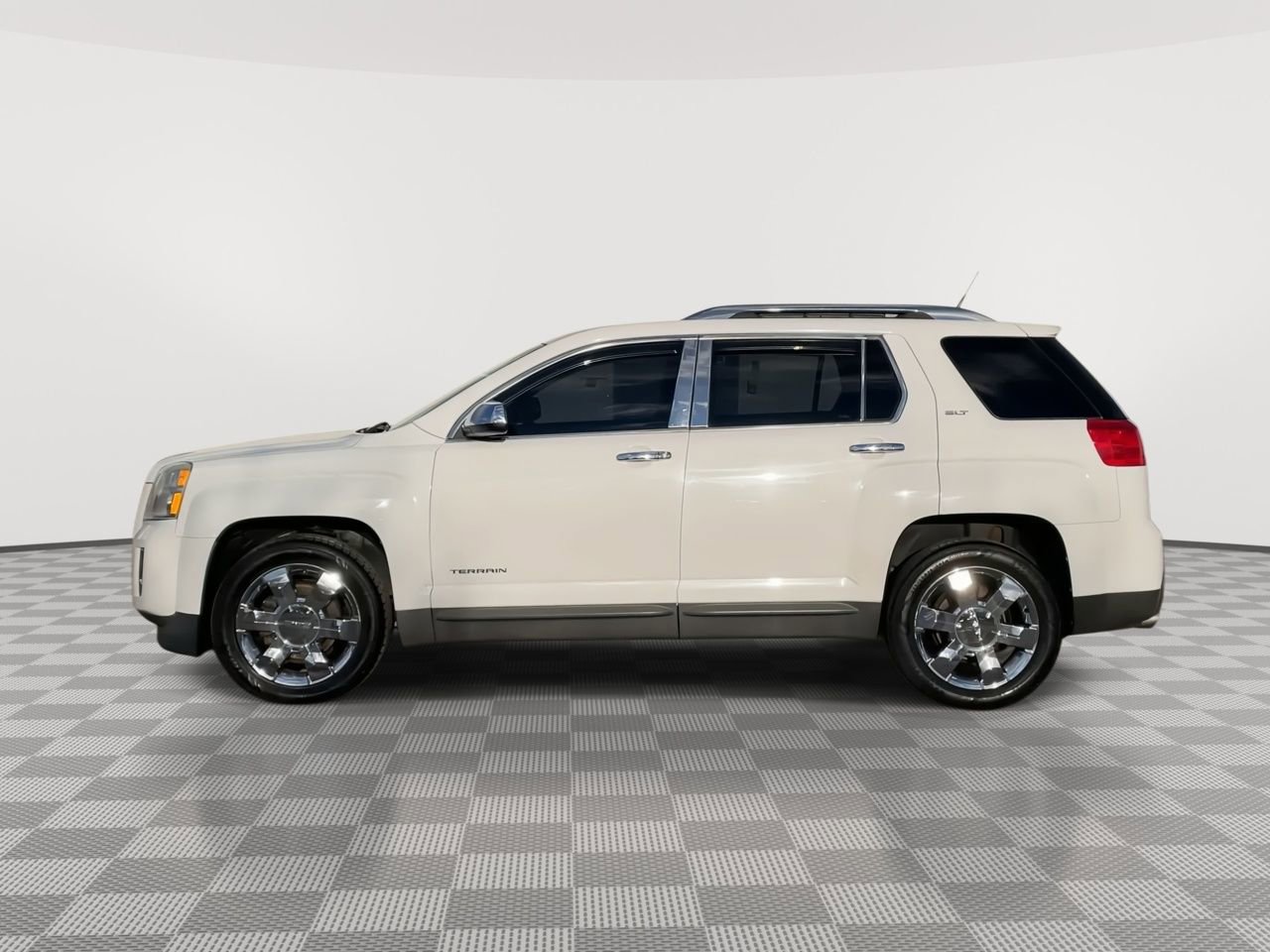 Thumbnail: 2010 GMC Terrain - 5