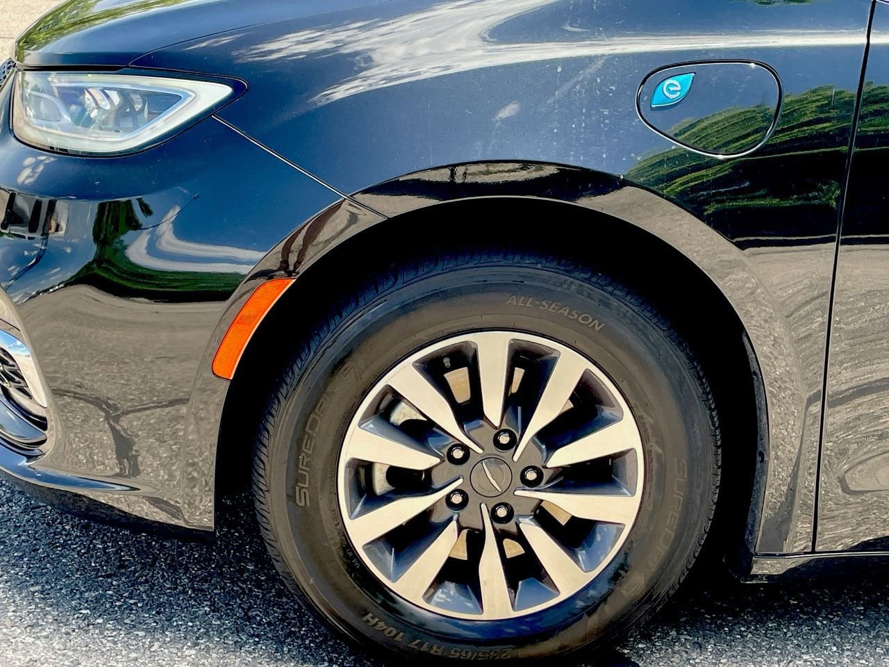 Thumbnail: 2024 Chrysler Pacifica - 37