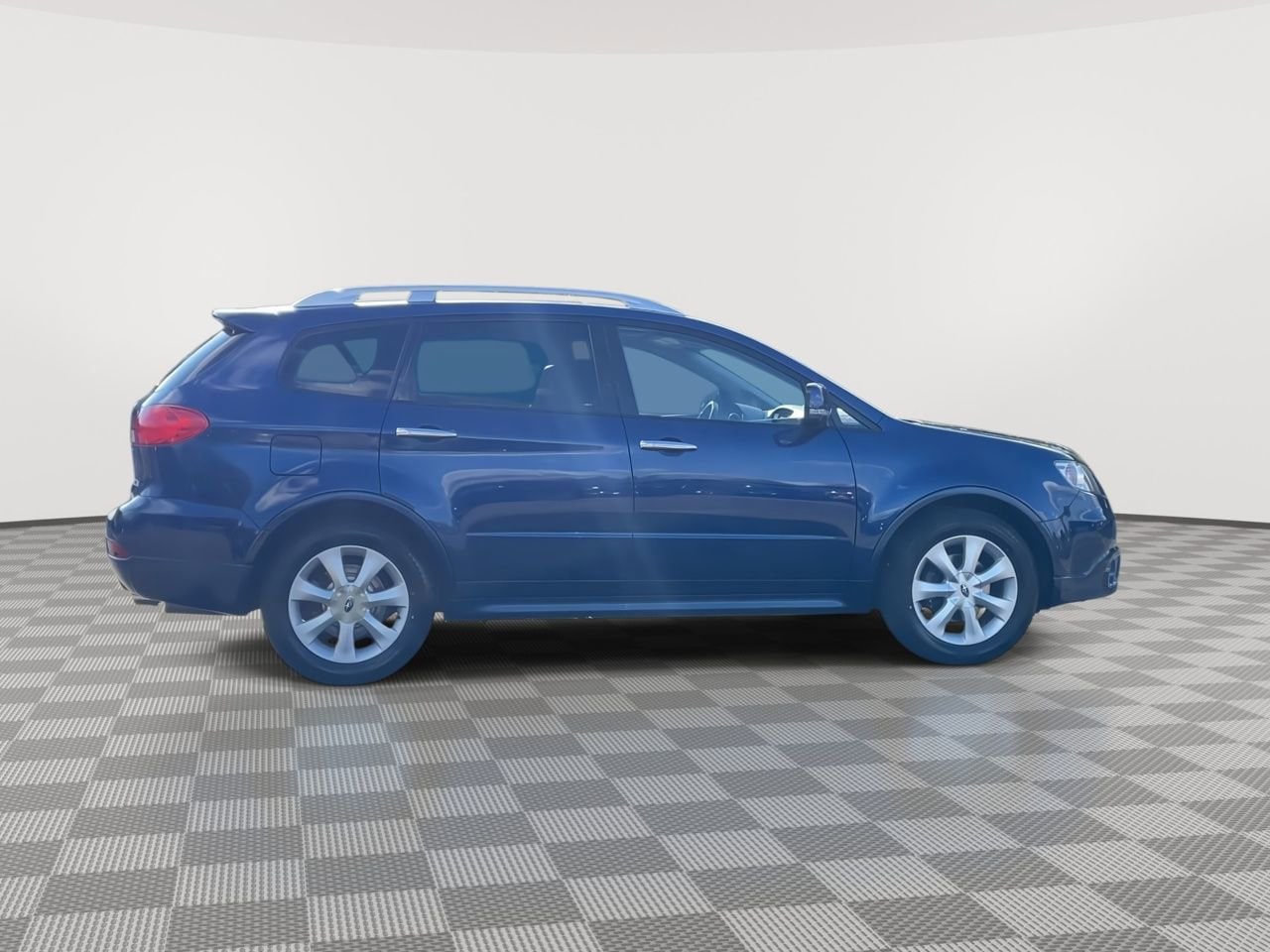 Thumbnail: 2010 Subaru Tribeca - 9