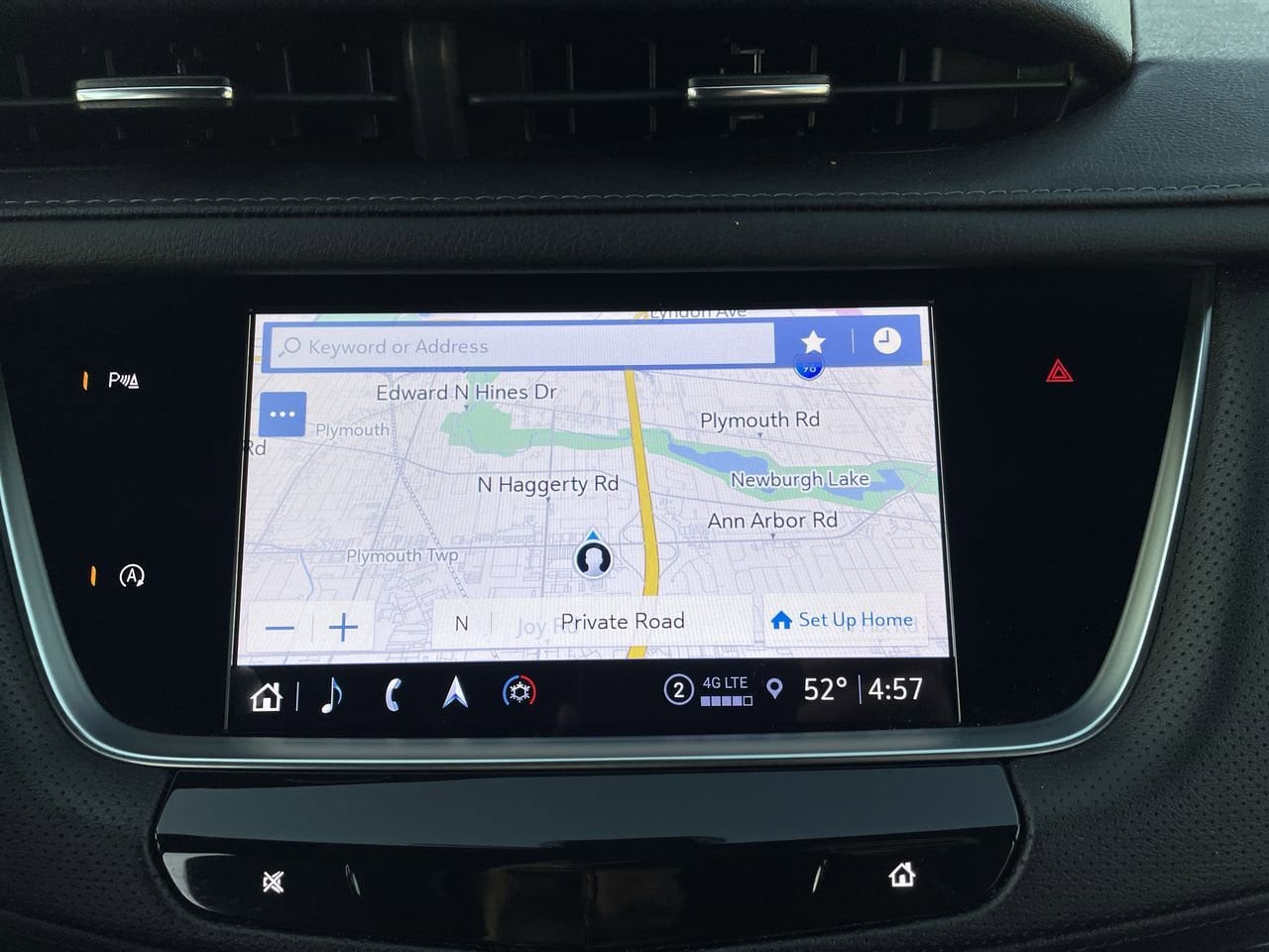 Thumbnail: 2023 Cadillac XT5 - 22