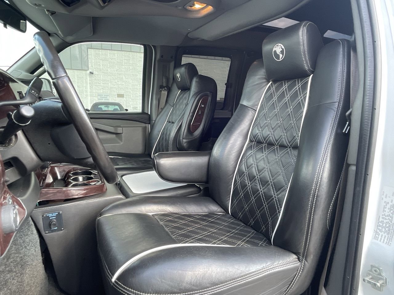 Thumbnail: 2019 GMC Savana - 12