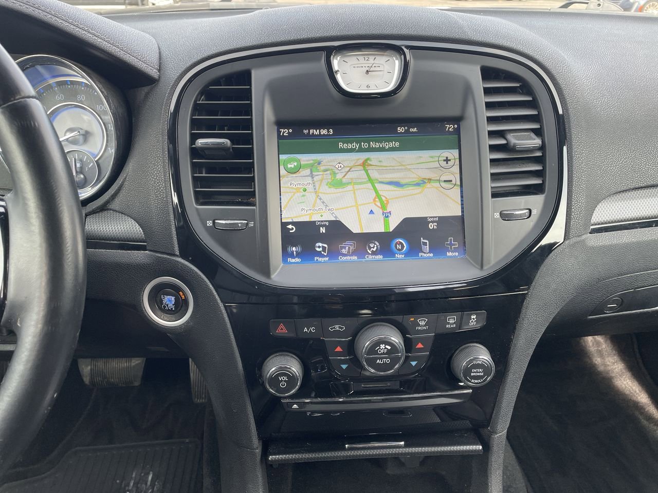 Thumbnail: 2013 Chrysler 300 - 13