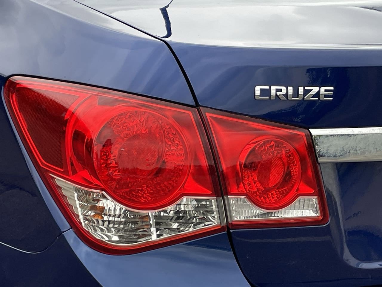 Thumbnail: 2013 Chevrolet Cruze - 34