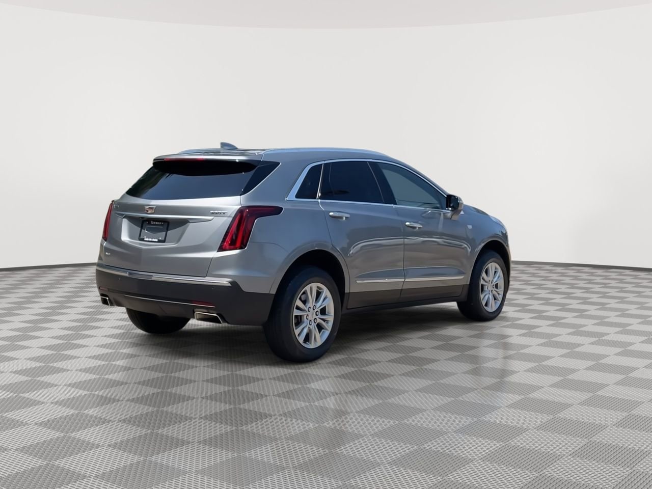 Thumbnail: 2023 Cadillac XT5 - 8