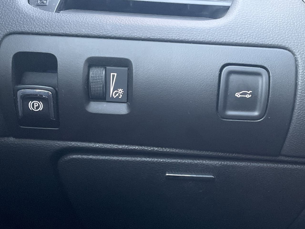 Thumbnail: 2017 Chevrolet Impala - 24