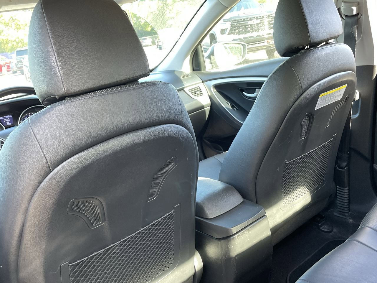 Thumbnail: 2016 Hyundai Elantra - 19
