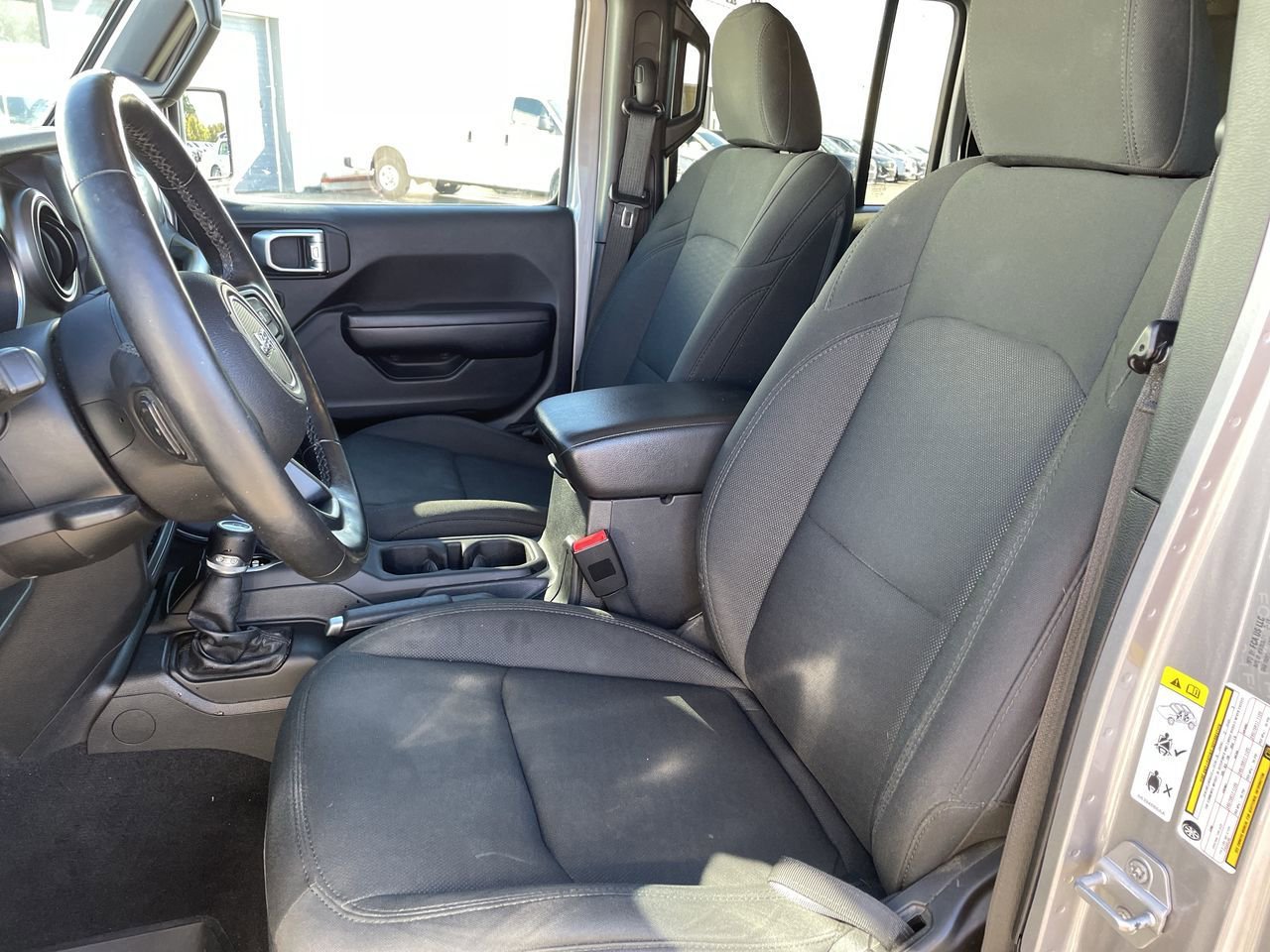 Thumbnail: 2019 Jeep Wrangler - 12